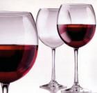 Red wine helps to get rid of gum disease